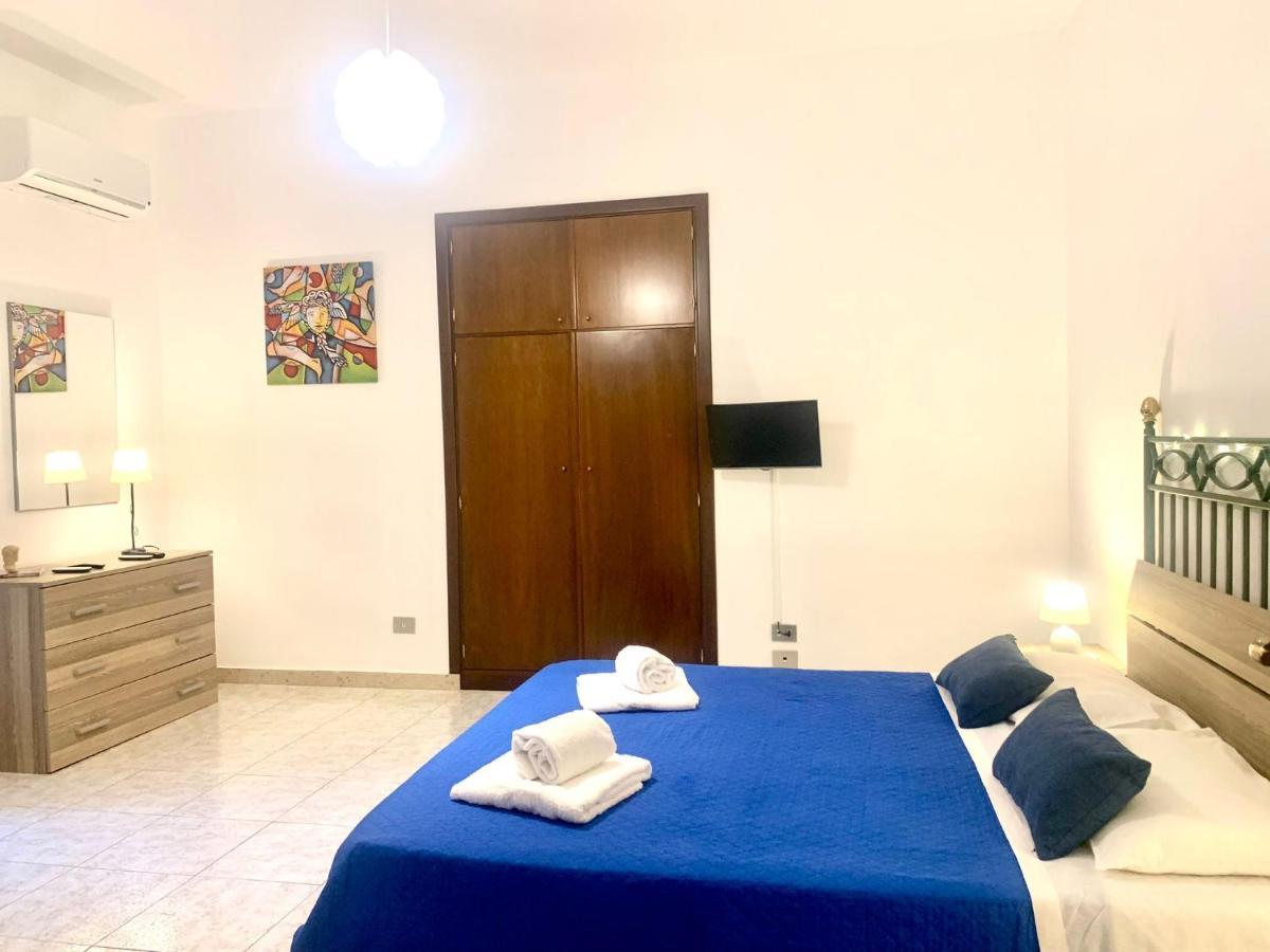 A Un Passo Dal Massimo 1 Apartment Palermo Exterior foto