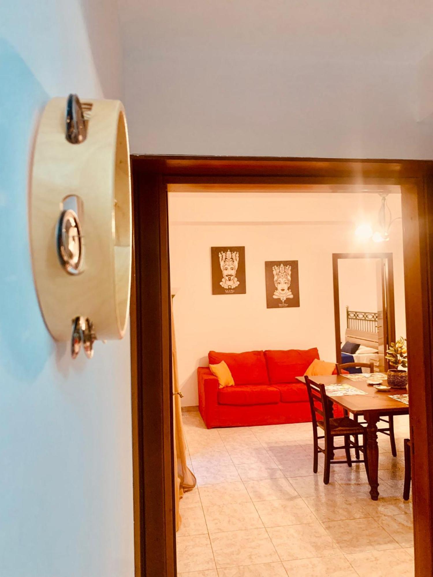 A Un Passo Dal Massimo 1 Apartment Palermo Exterior foto